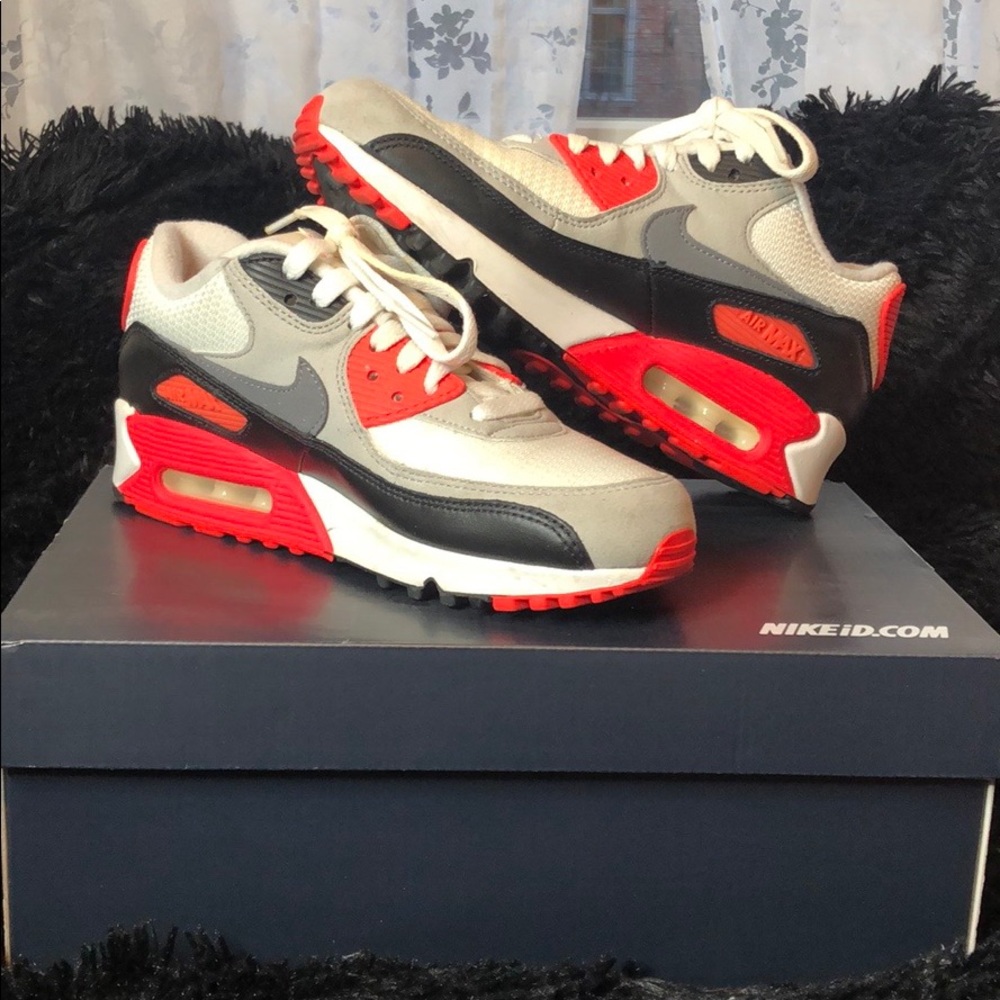 aIR MAX 90 pretty colors!!